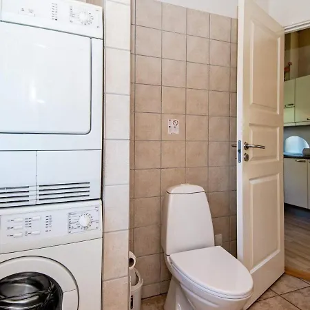 Vakantiehuis Three-bedroom Holiday In Tarm 5
